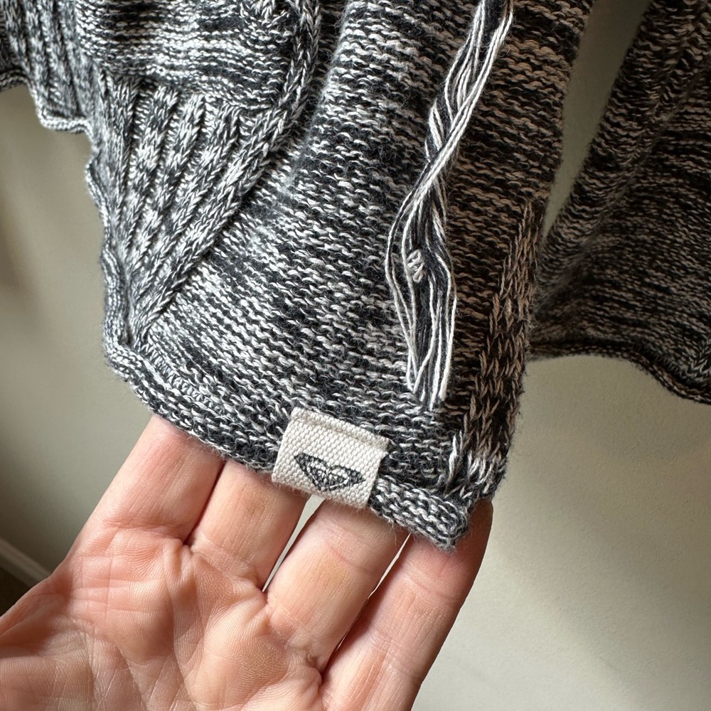 Roxy Sweater - Picture 2 of 8